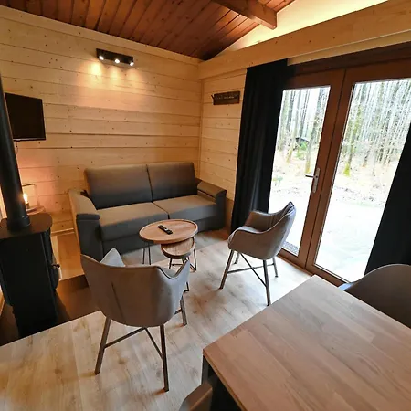 Semi-detached Chalet With 2 Bedrooms