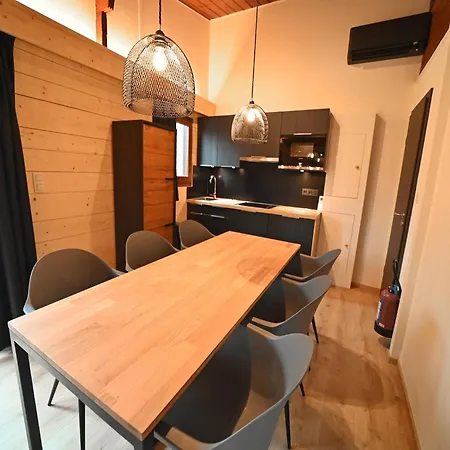 Semi-detached Chalet With 2 Bedrooms 펜션 *