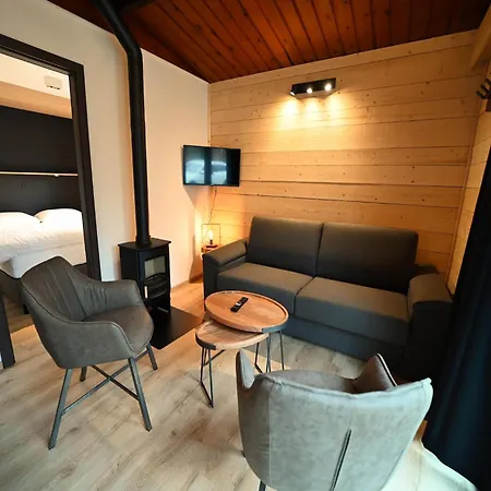 Semi-detached Chalet With 2 Bedrooms 펜션 *